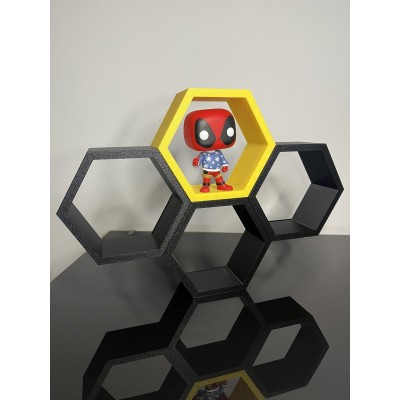 Etagère nid d'abeille pour figurine