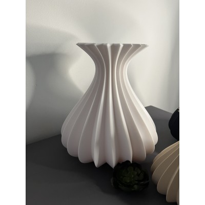 Vase décoratif moderne blanc - Élégance et design contemporain